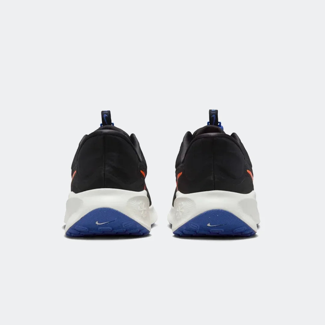 Nike Revolution 7 EasyOn