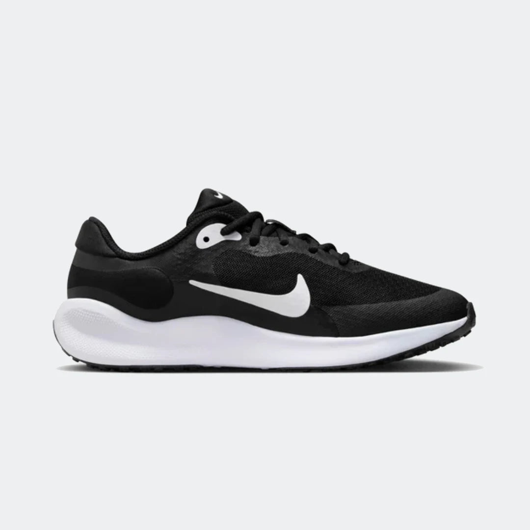 Nike Revolution 7