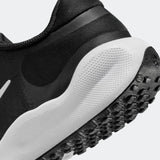 Nike Revolution 7