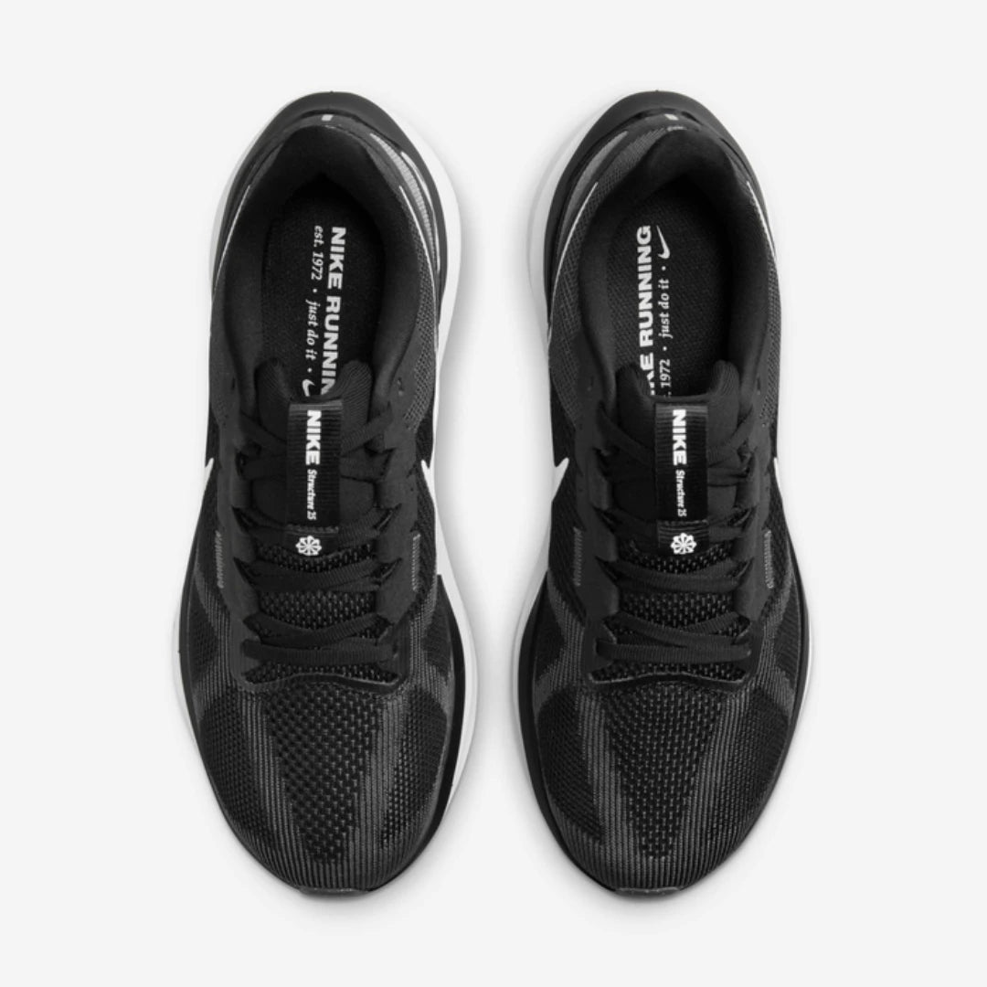 Nike Structure 25
